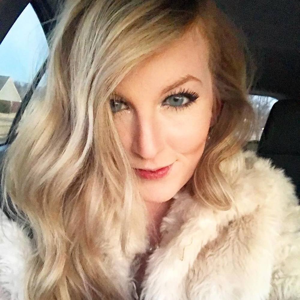 Meet your Posher, Melanie